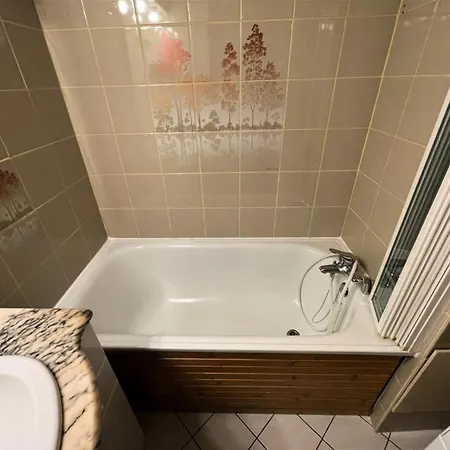 Apartment Tougnette - Pour 4 Personnes Avec Balcon Expose Sud Mae-6864 *